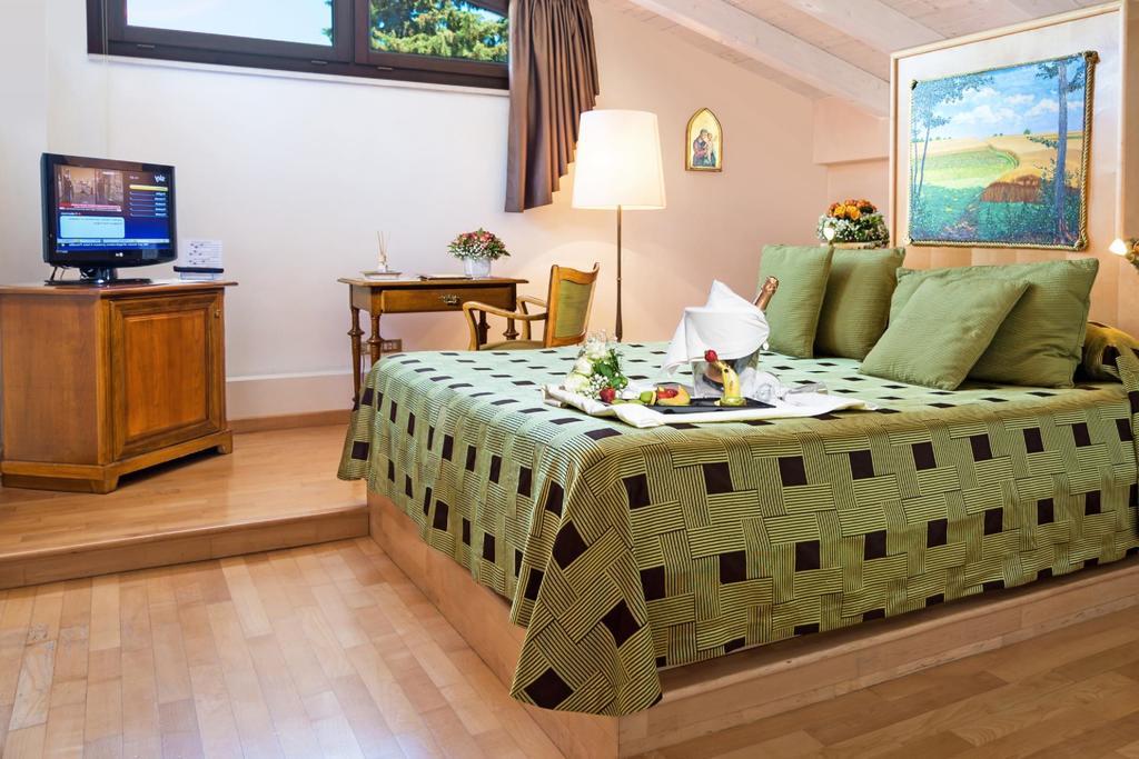 Hotel Terranobile Metaresort Bari Eksteriør billede