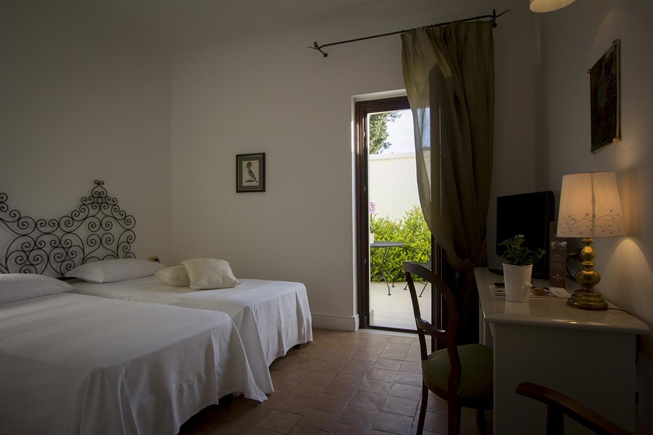 Hotel Terranobile Metaresort Bari Eksteriør billede