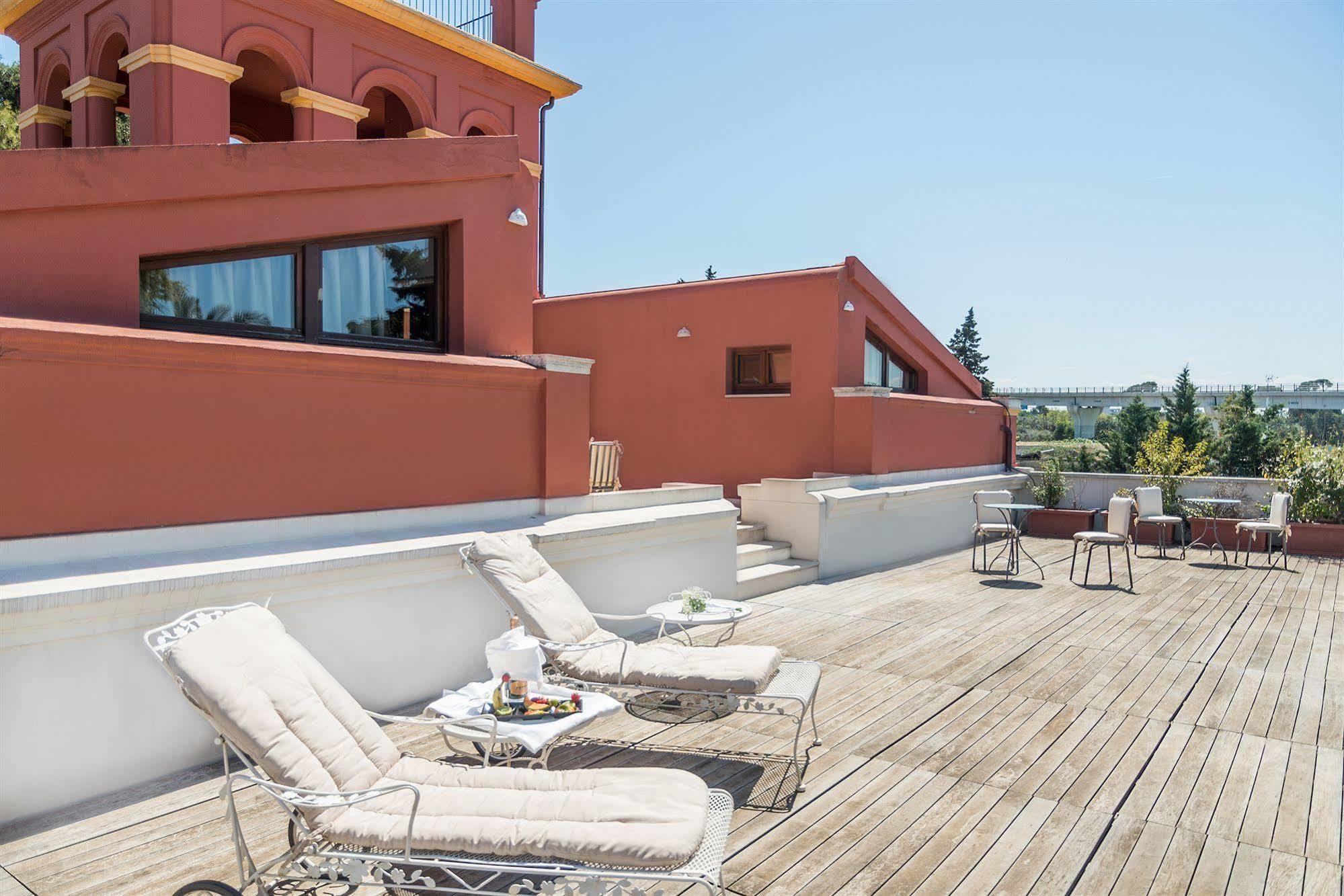 Hotel Terranobile Metaresort Bari Eksteriør billede